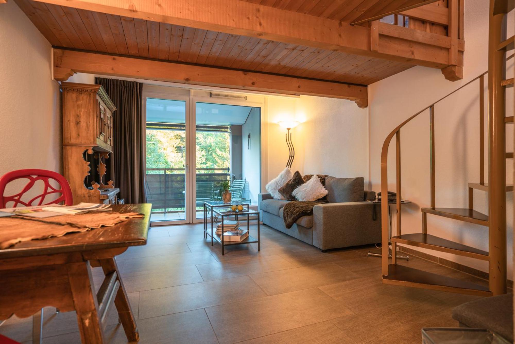 Hotel Des Alpes Φιλμς Εξωτερικό φωτογραφία